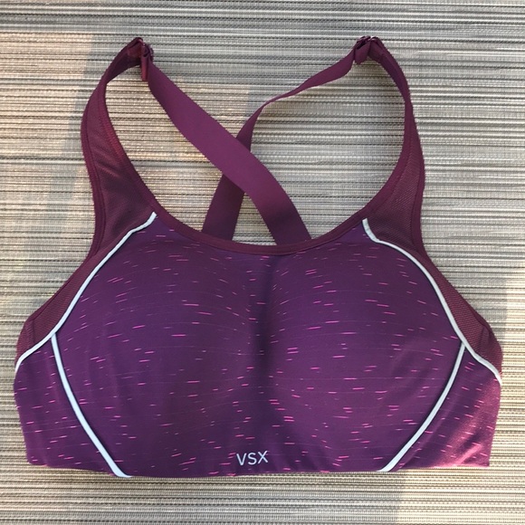 Victoria's Secret Other - NWOT VSX The Standout Reflective Sports Bra